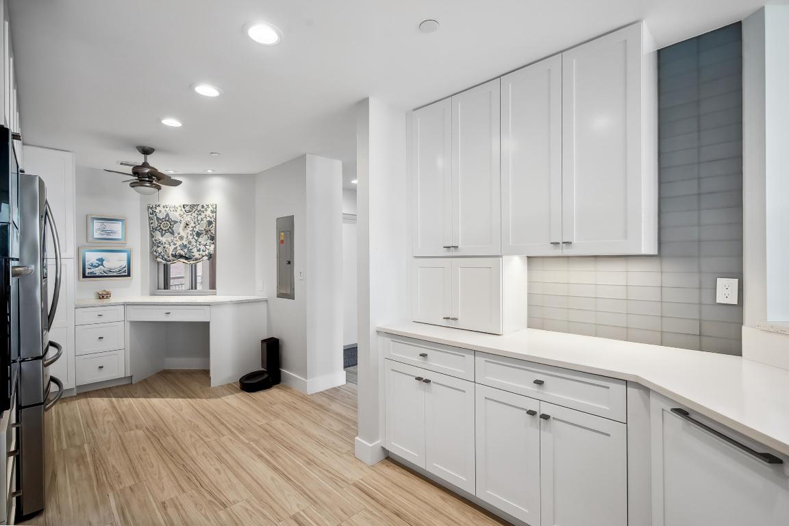 HIBISCUS BY THE SEA CONDOMINIUM - Residential