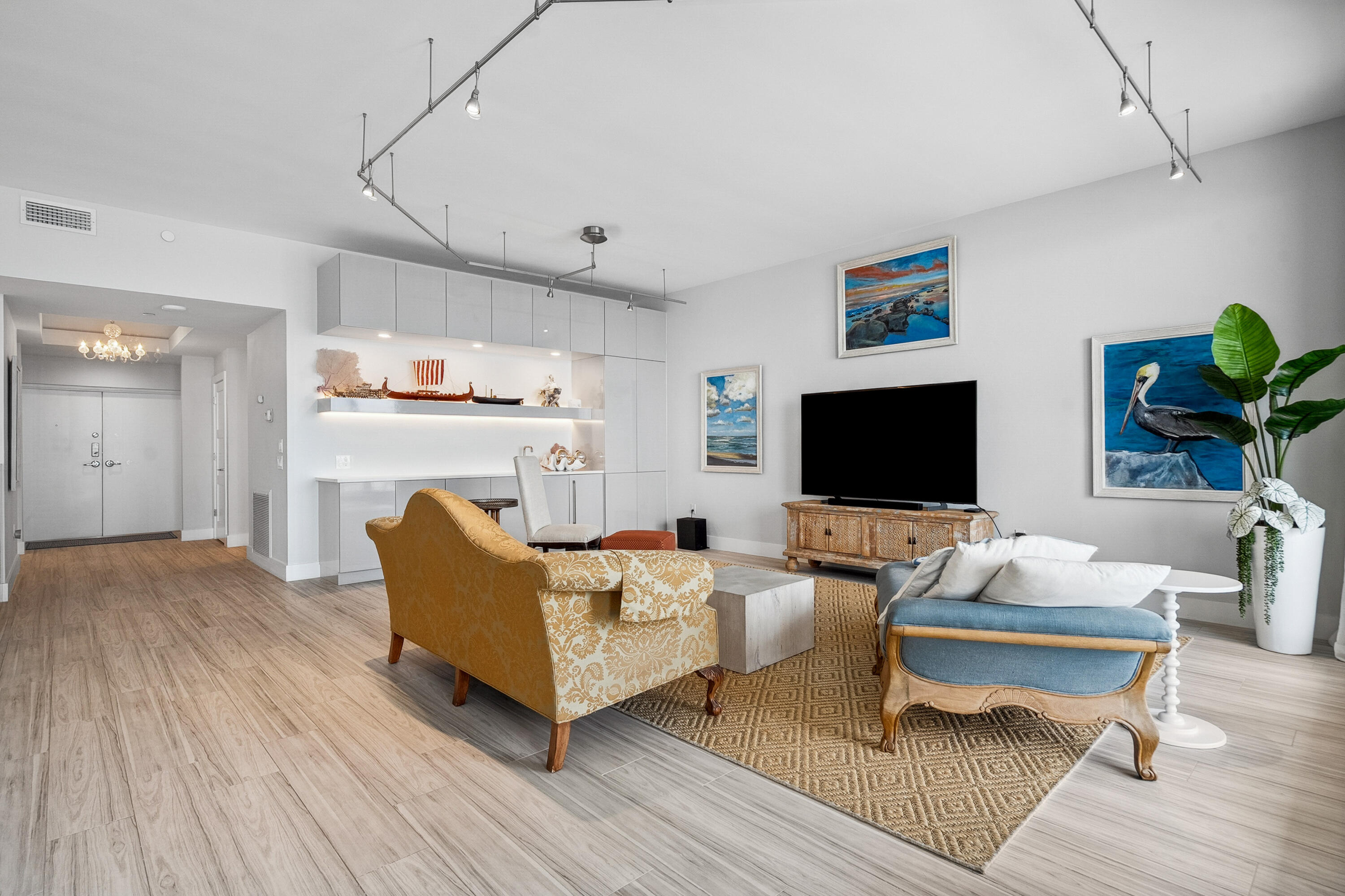 HIBISCUS BY THE SEA CONDO - Residential