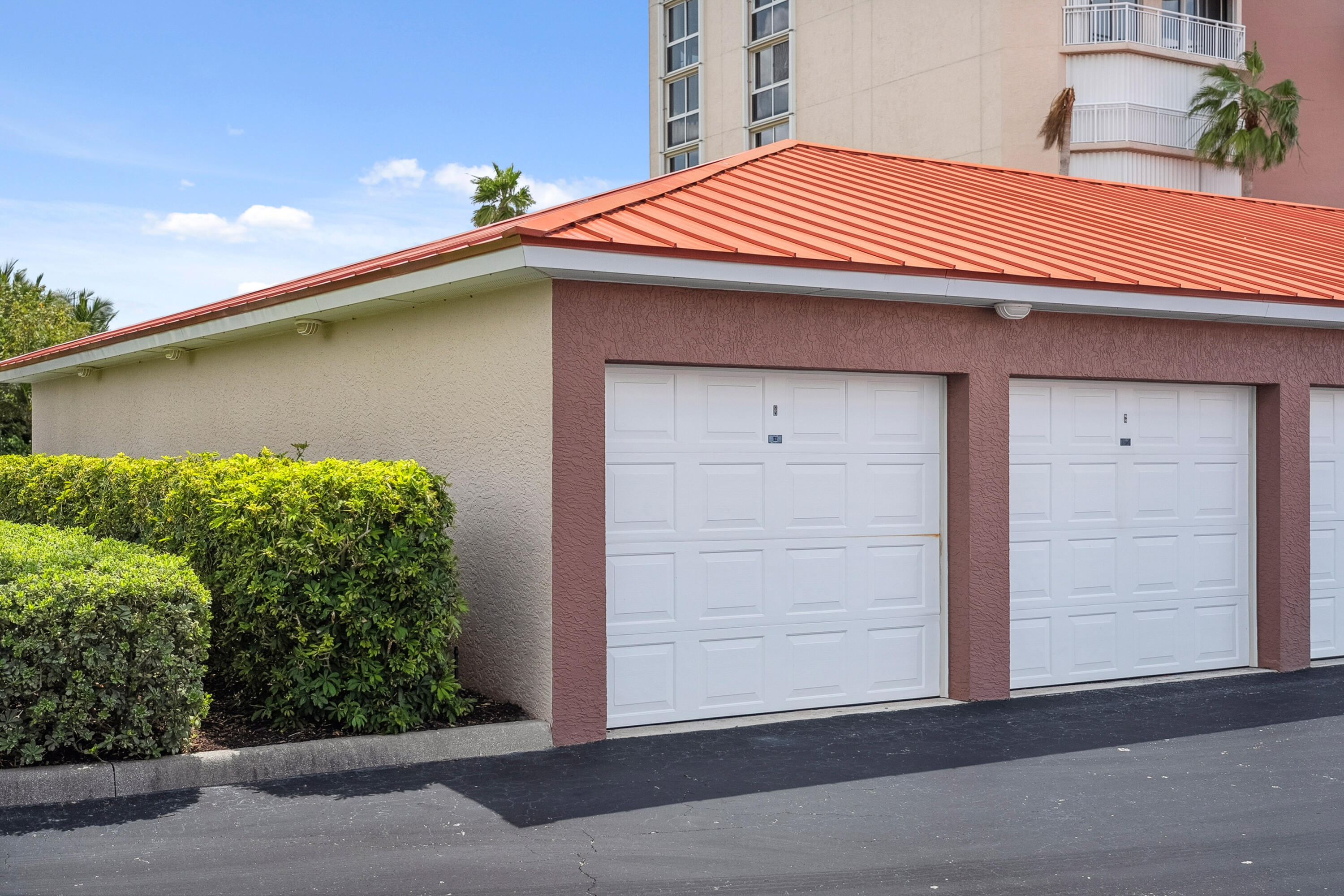 HIBISCUS BY THE SEA CONDO - Residential