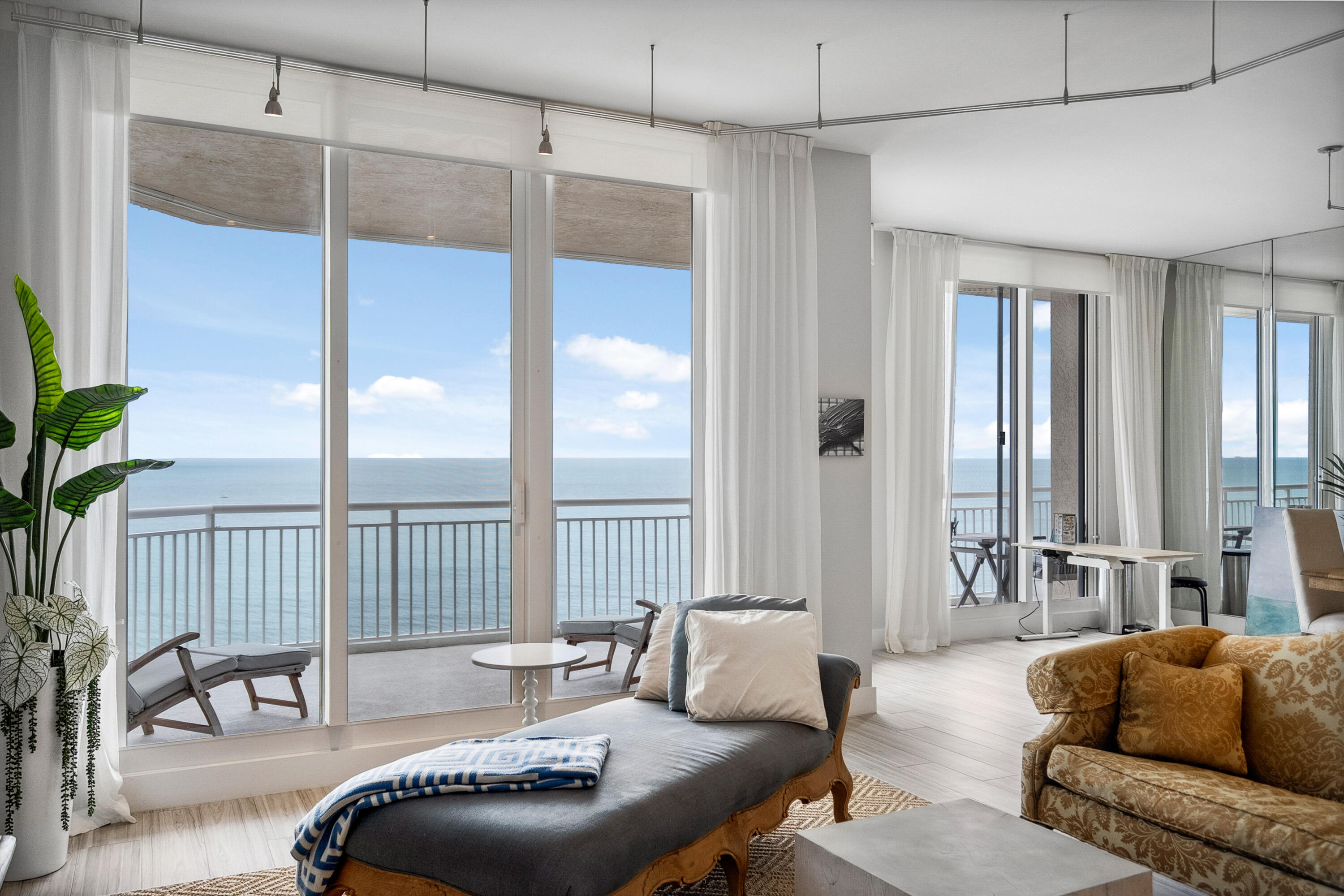 HIBISCUS BY THE SEA CONDO - Residential