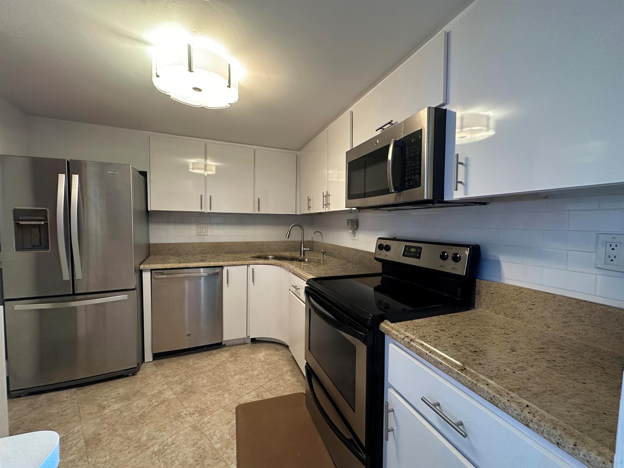 TRIANON CONDO - Residential Lease