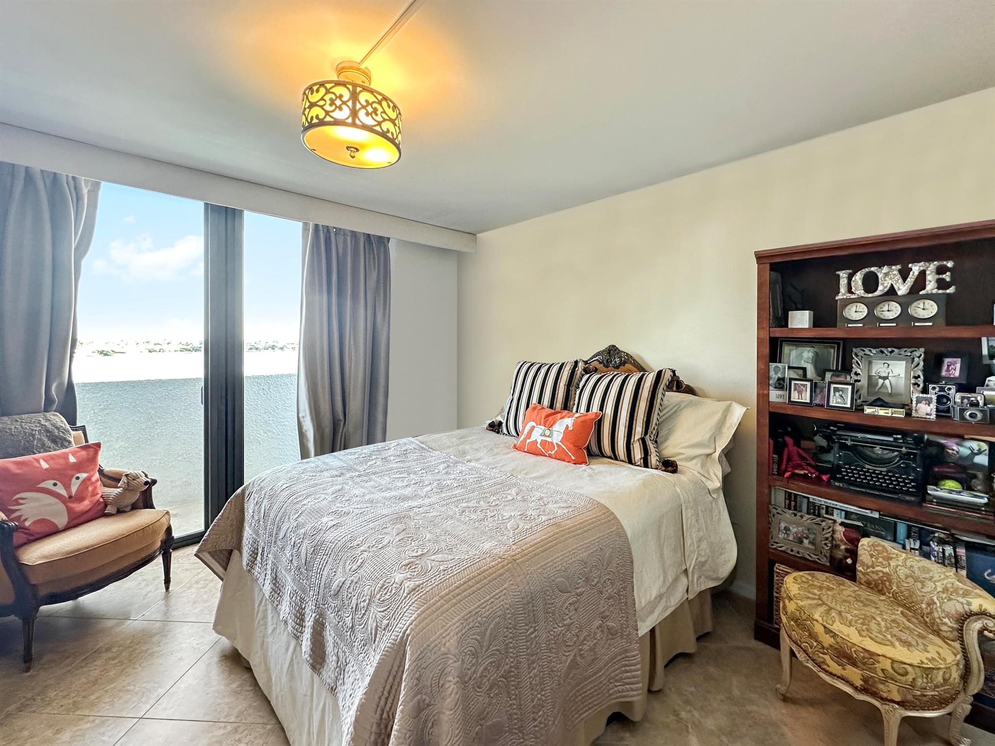 TRIANON CONDO - Residential Lease