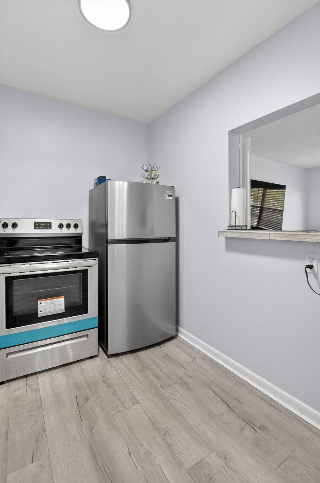 MANSFIELD AT CENTURY VILLAGE CONDO - Residential