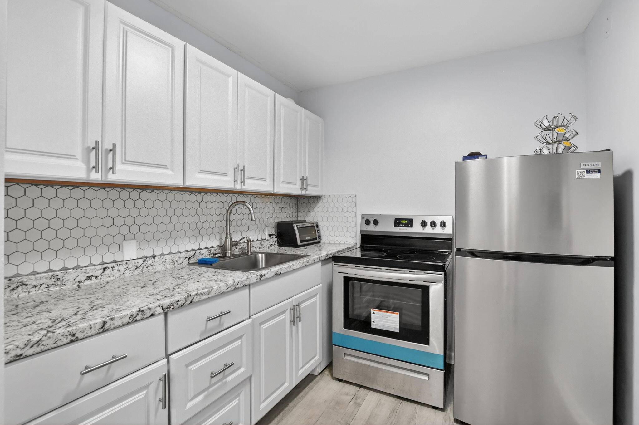 MANSFIELD AT CENTURY VILLAGE CONDO - Residential