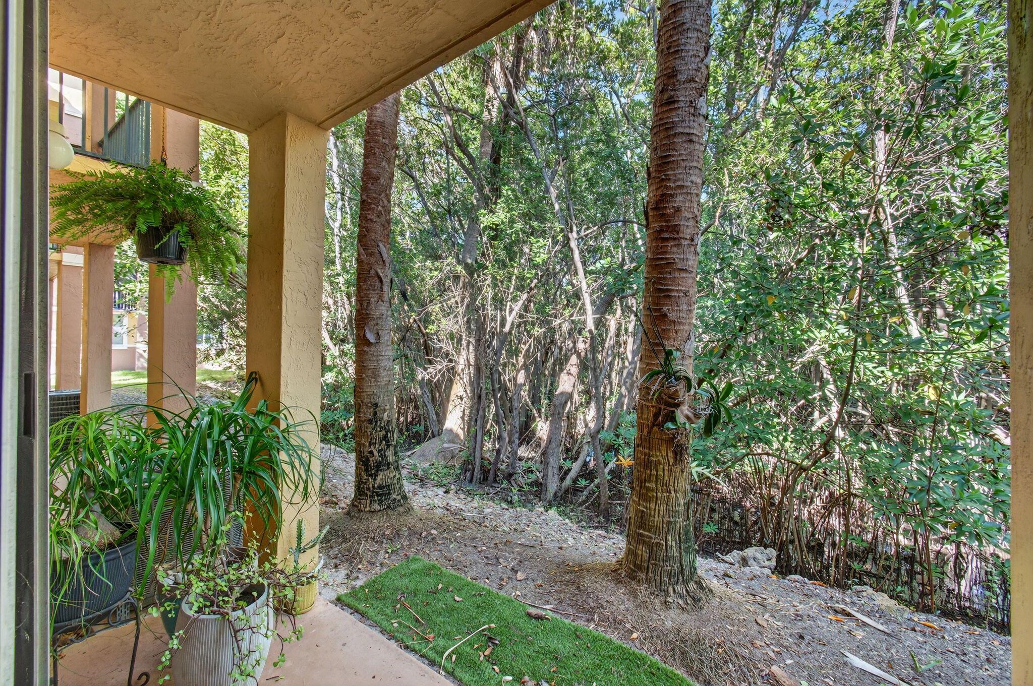 HYPOLUXOS MARINERS CAY CO - Residential