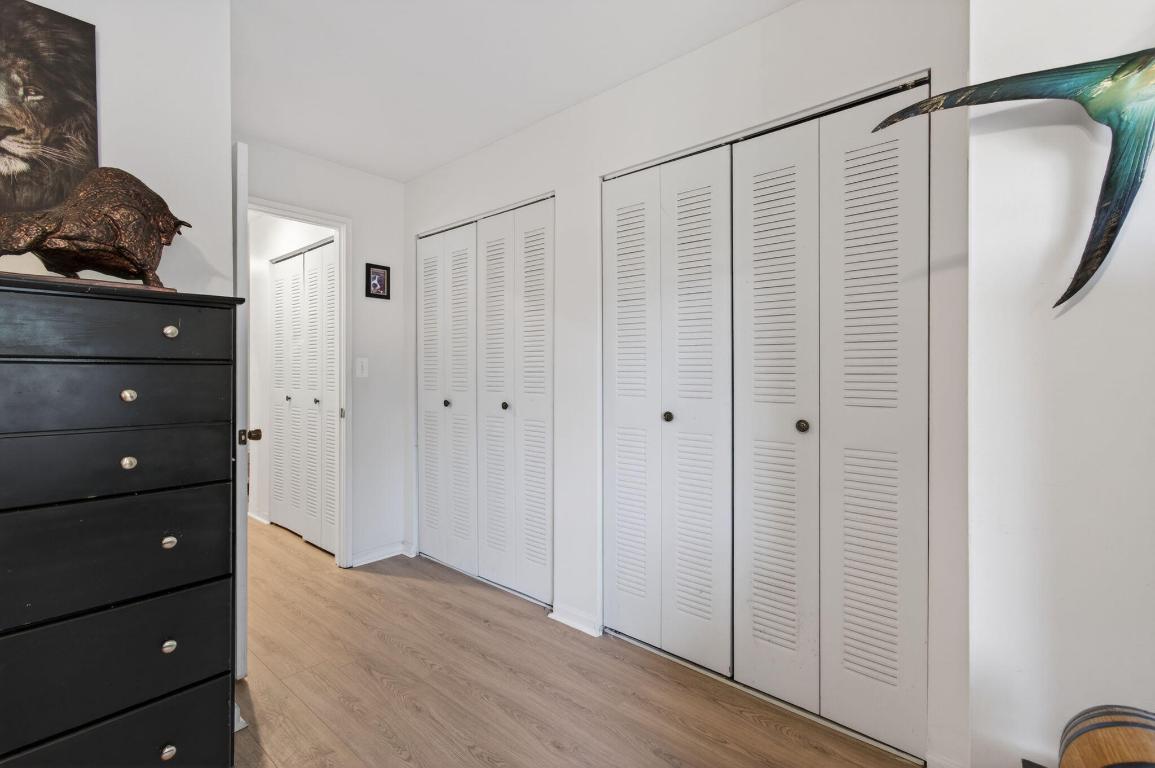 HYPOLUXOS MARINERS CAY CONDO - Residential