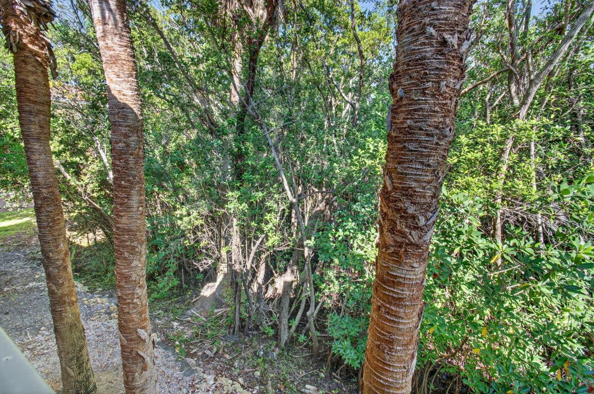 HYPOLUXOS MARINERS CAY CONDO - Residential