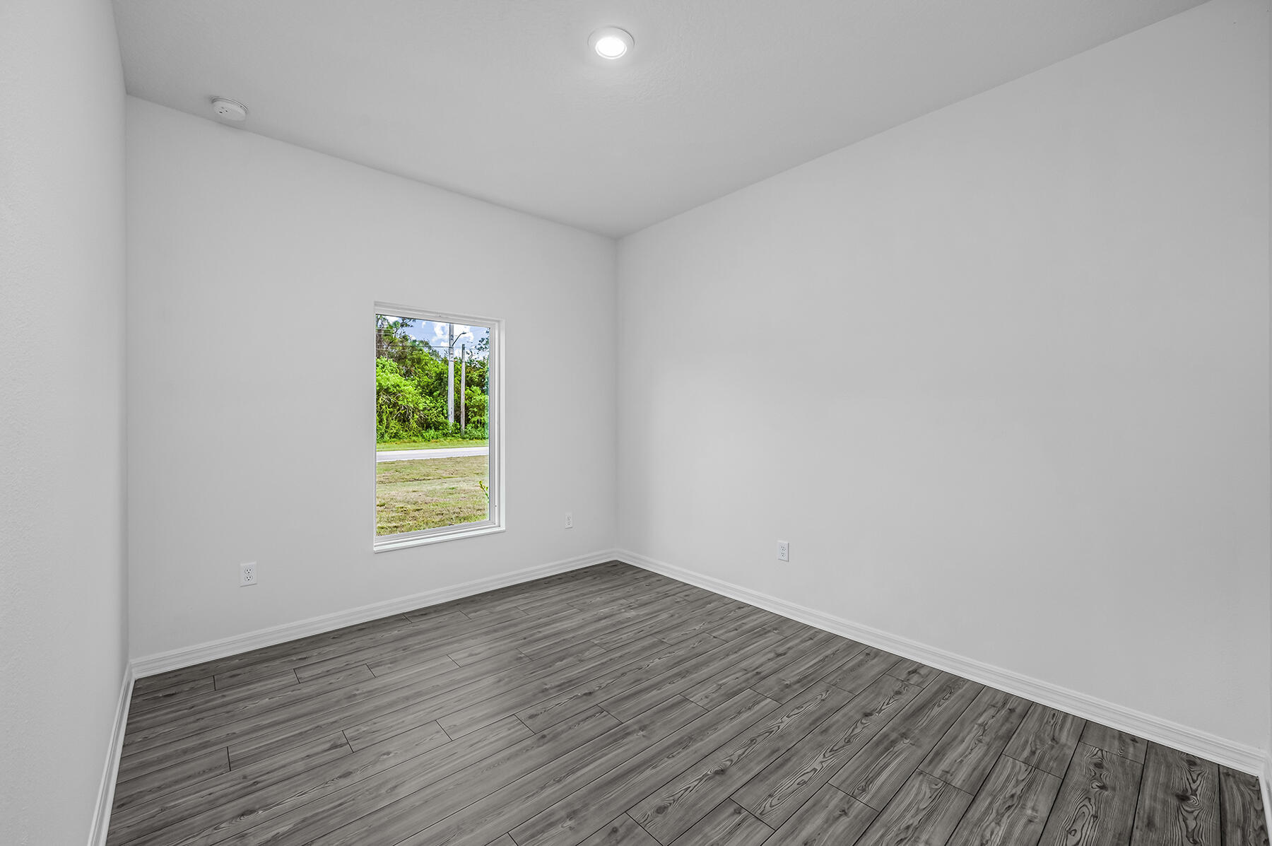 VERO LAKE ESTATES UNIT O - Residential