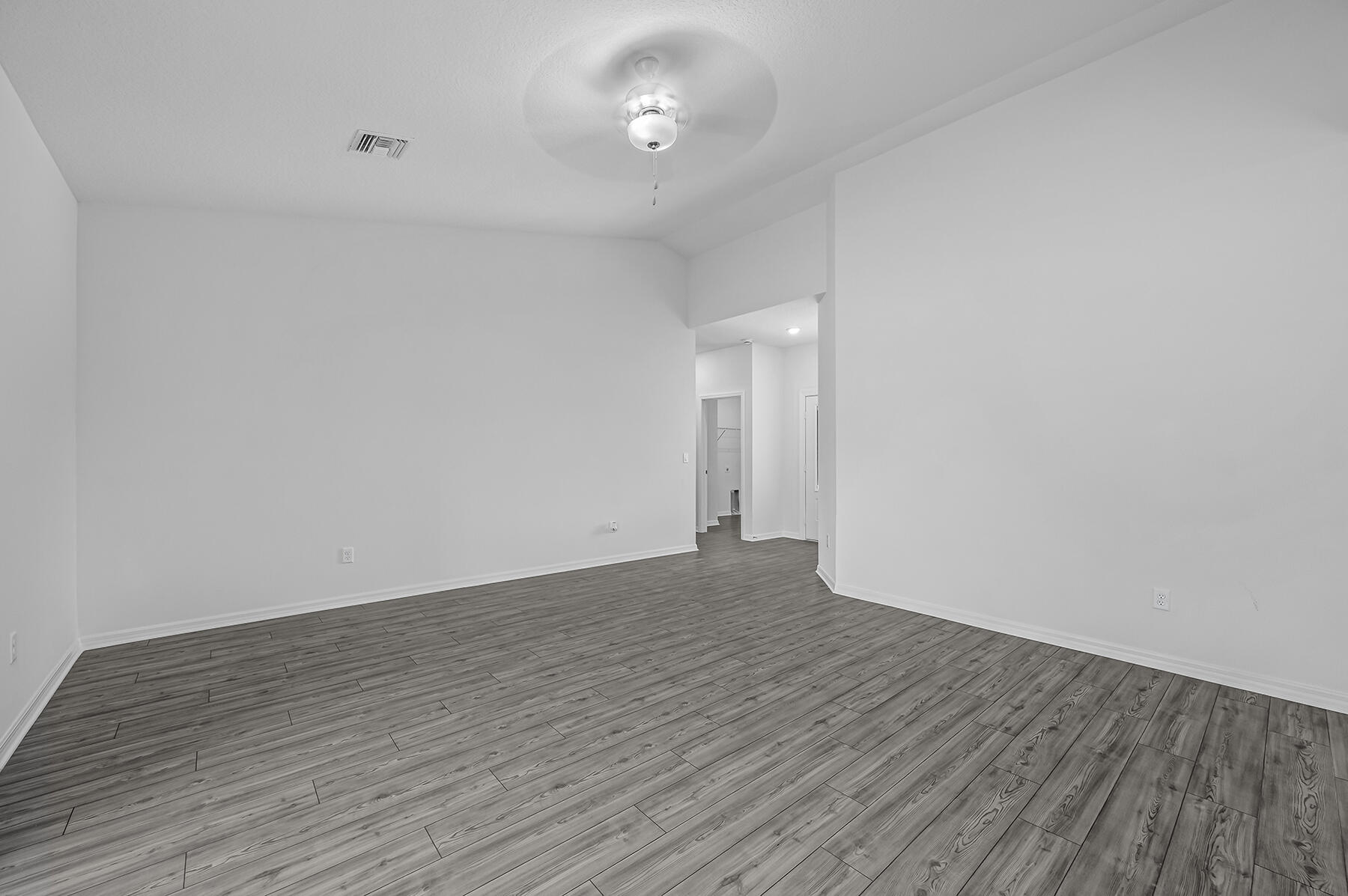 VERO LAKE ESTATES UNIT O - Residential