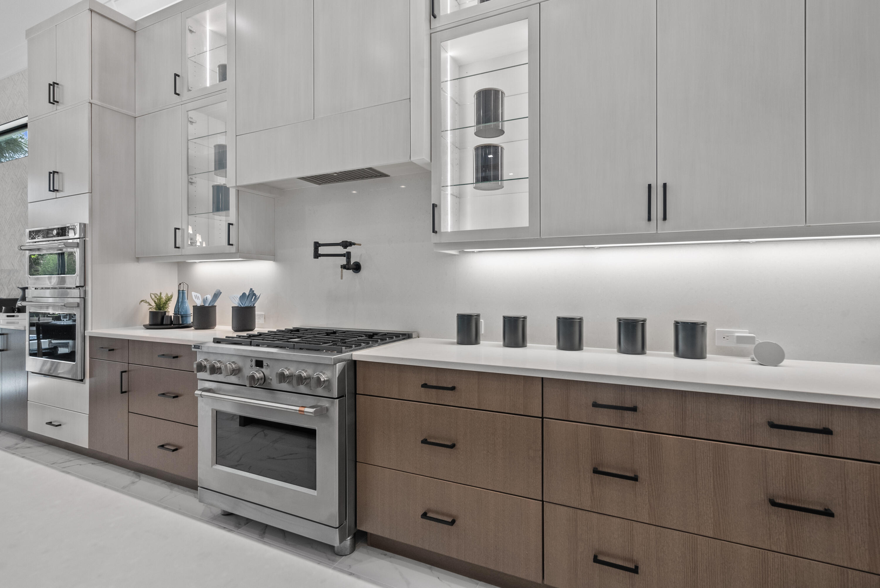 SEAGLASS P. D. - Residential