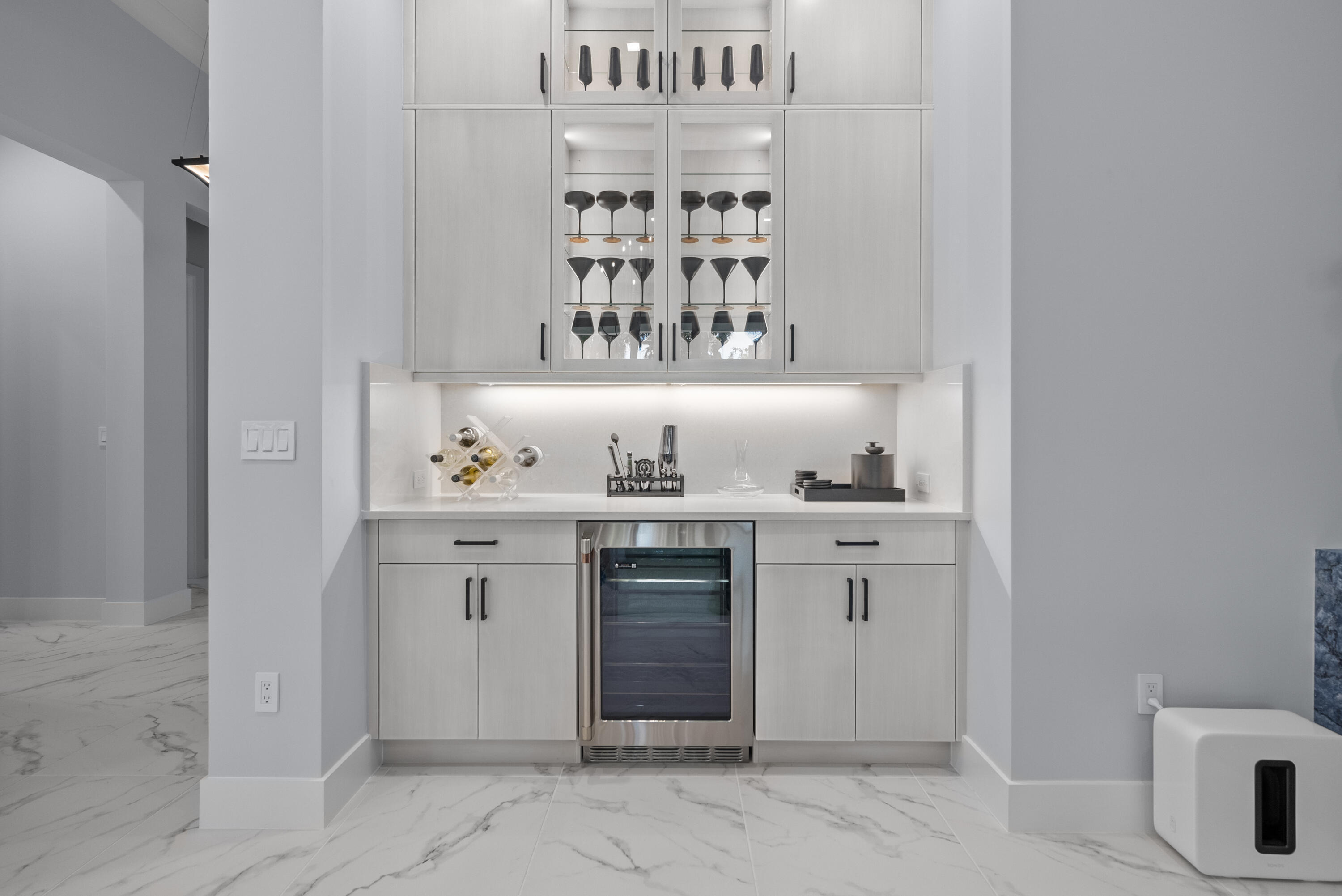 SEAGLASS P. D. - Residential