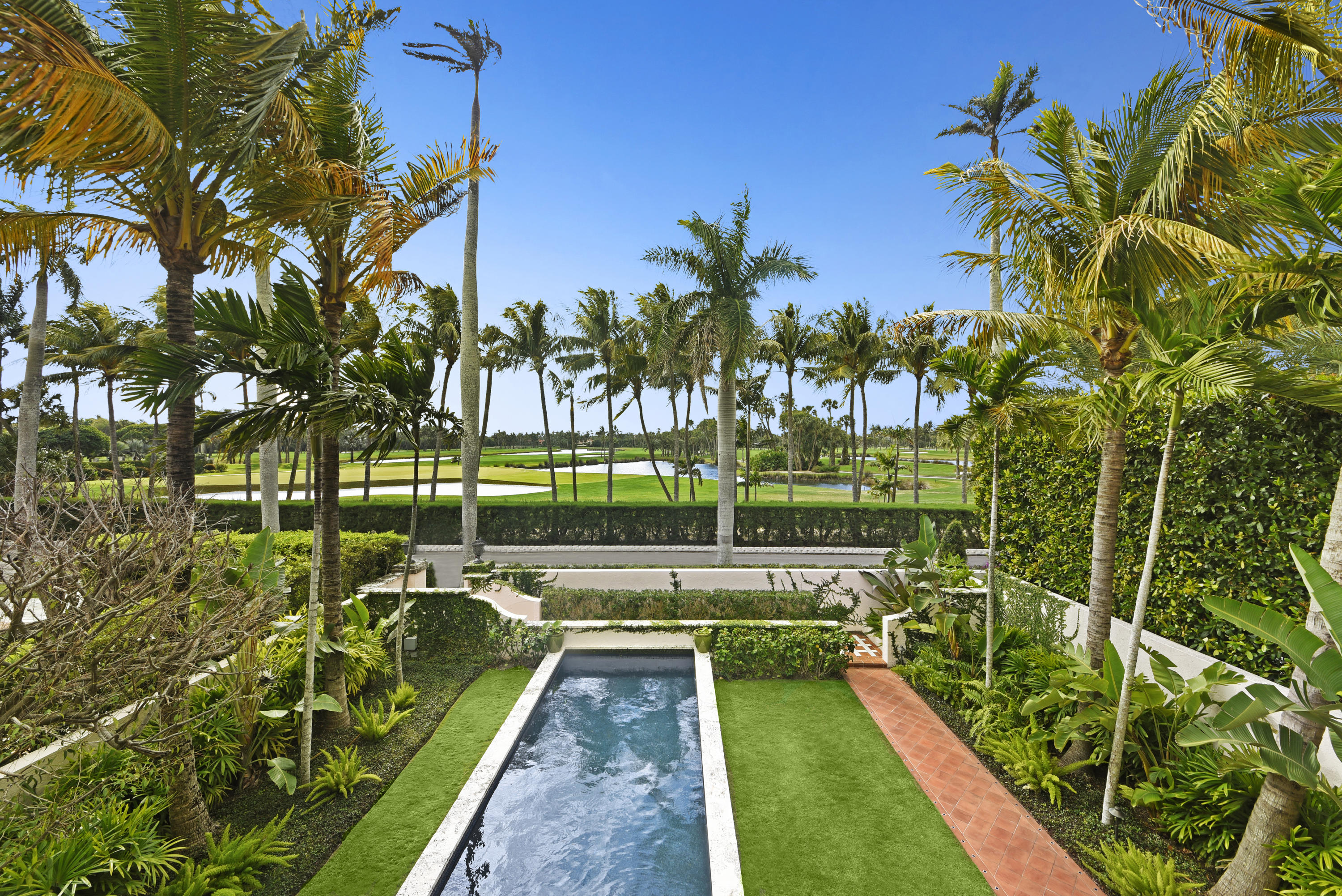 GOLF VIEW IN - Residential