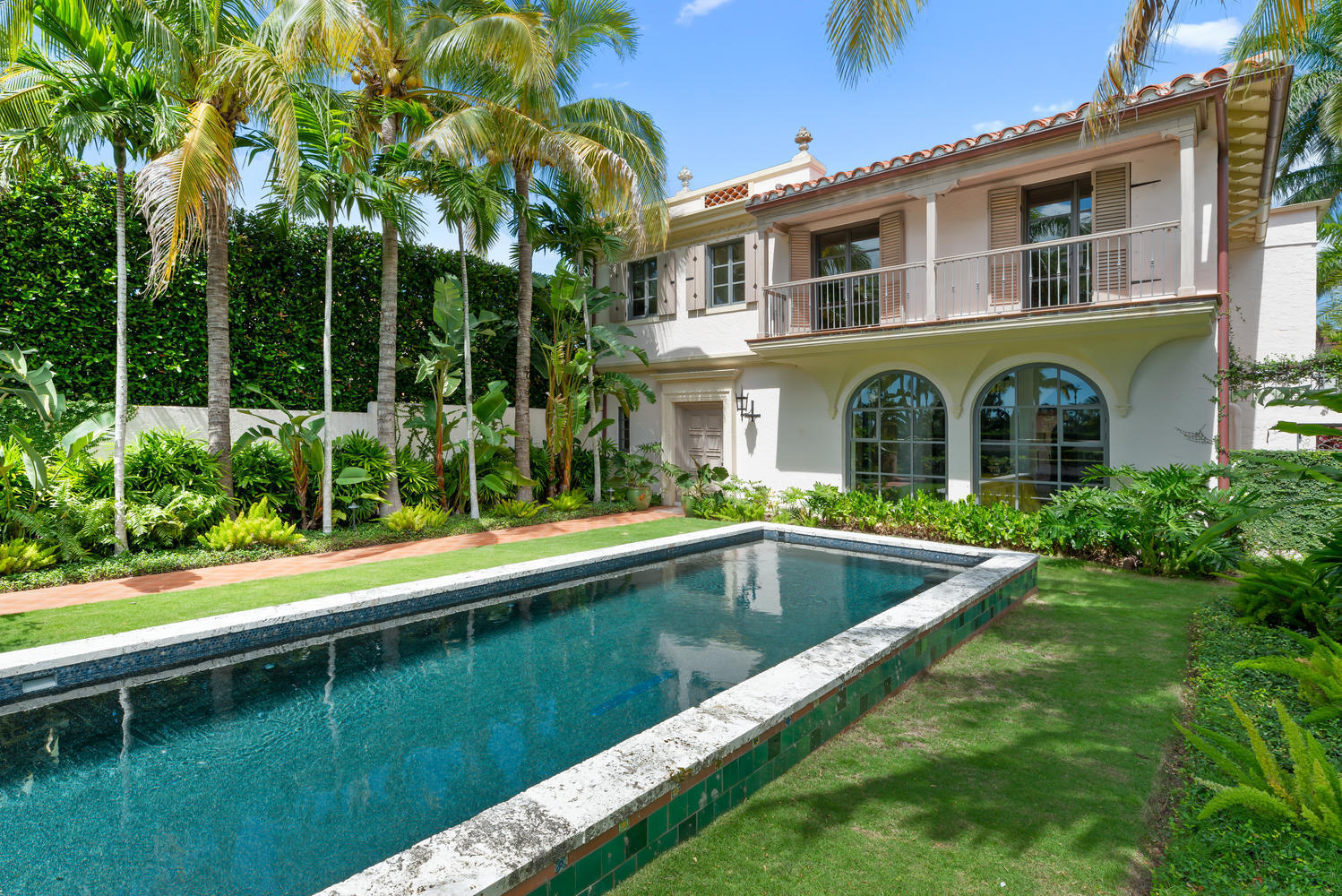 GOLF VIEW IN - Residential