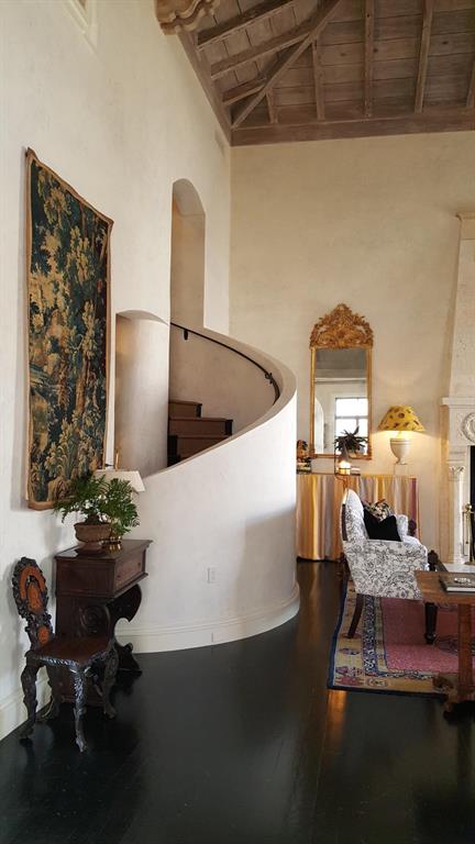 GOLF VIEW IN - Residential