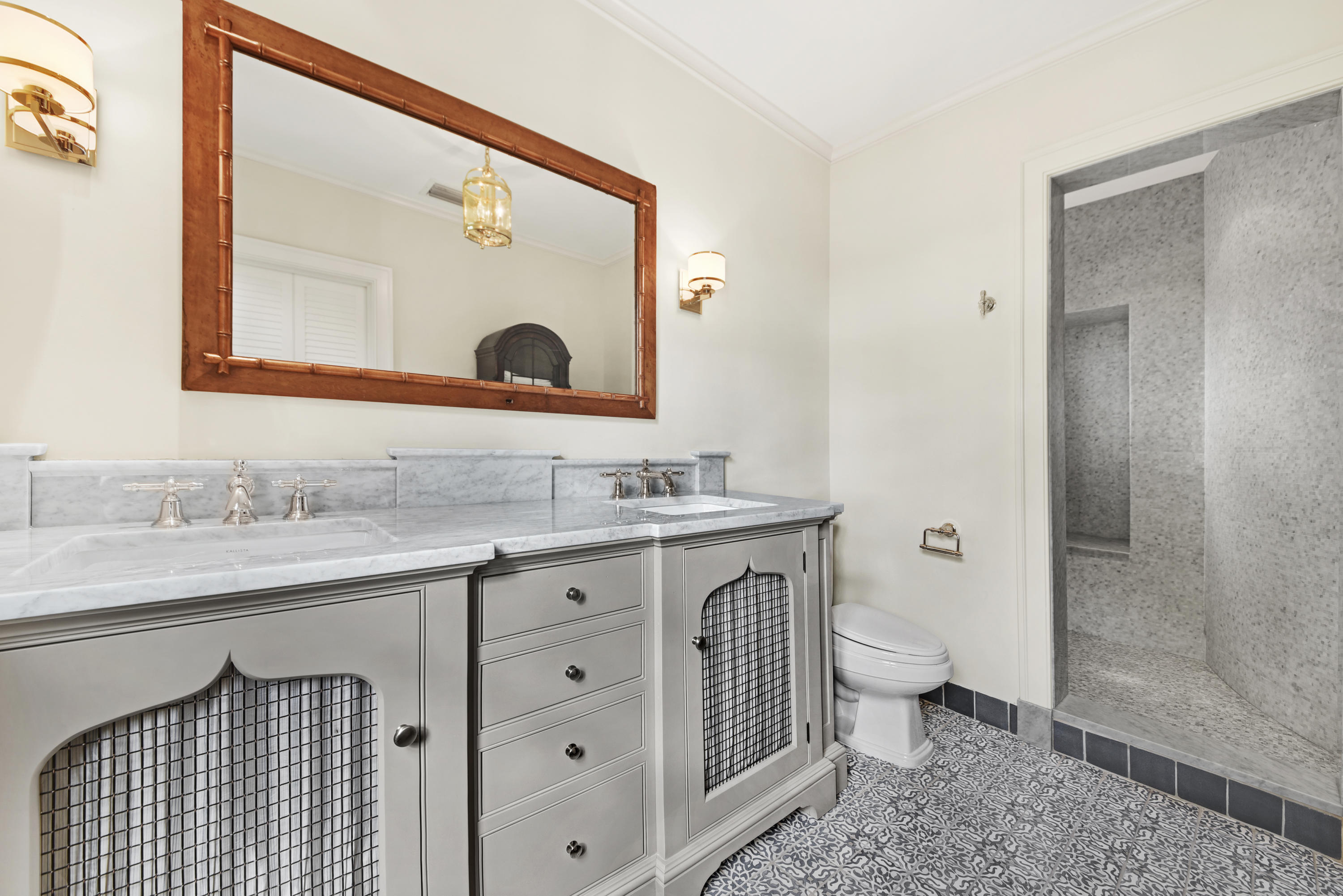 GOLF VIEW IN - Residential