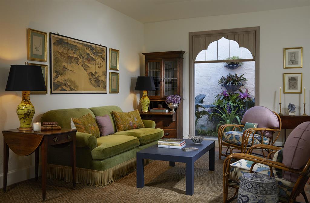 GOLF VIEW IN - Residential