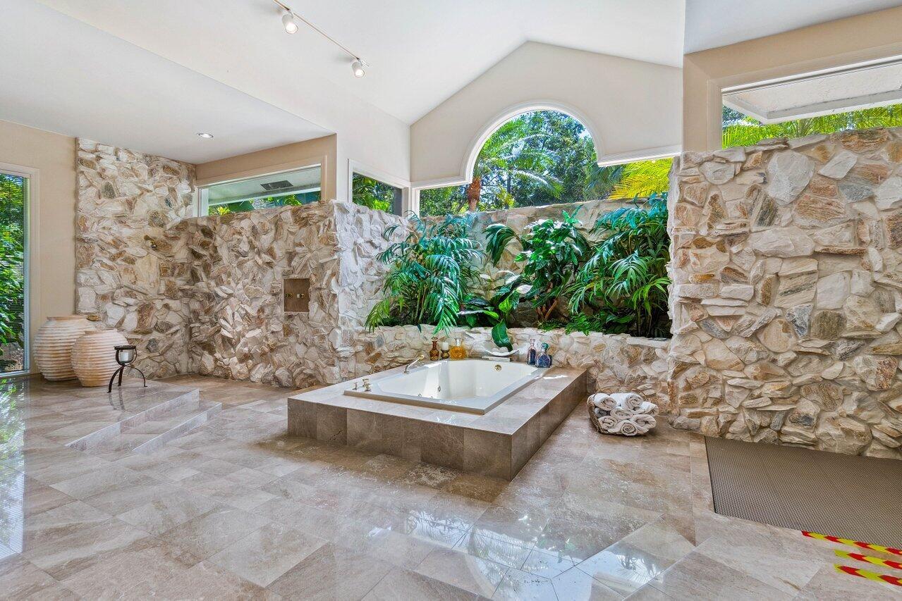 FRENCHMANS CREEK PAR E-2 - Residential