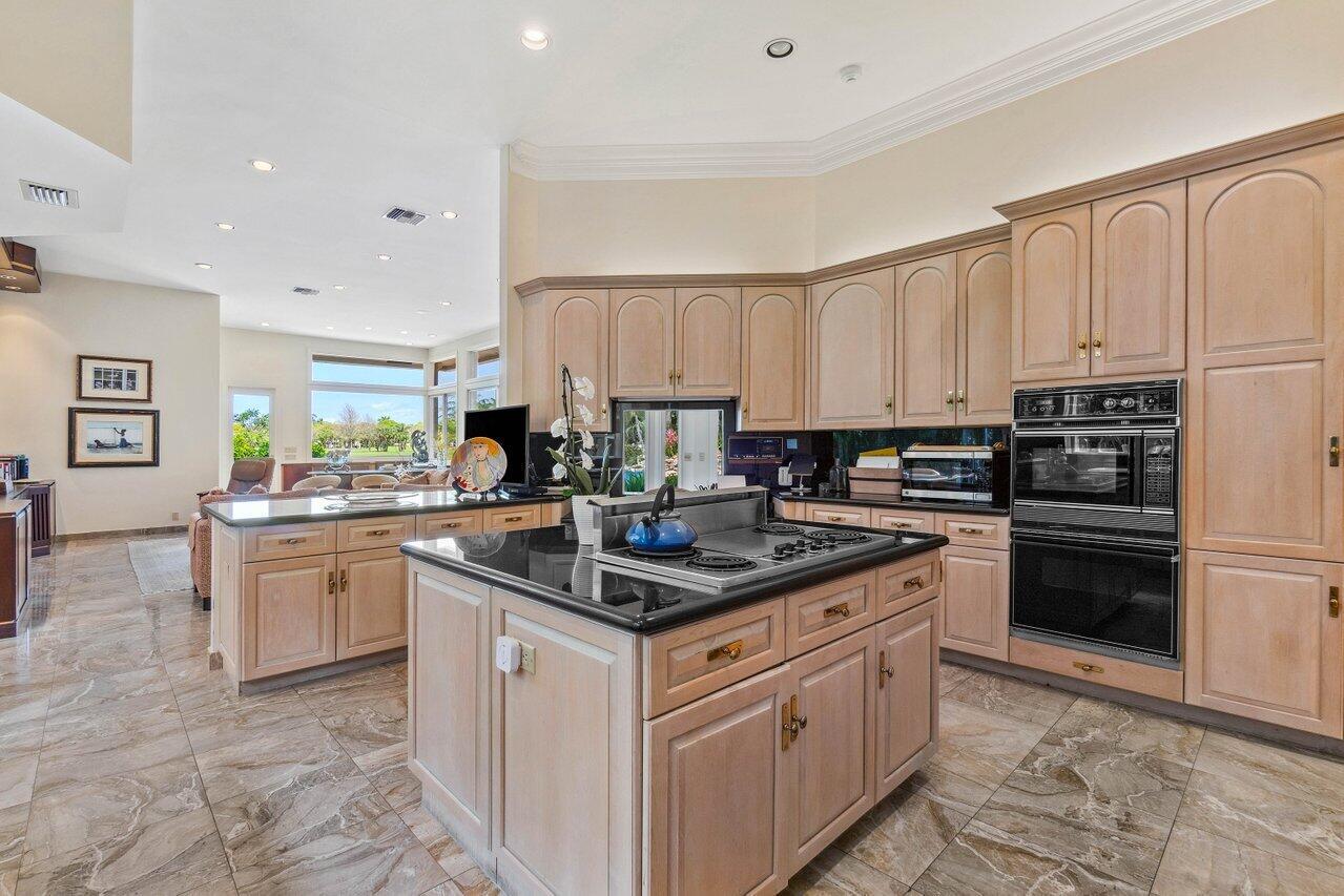 FRENCHMANS CREEK PAR E-2 - Residential