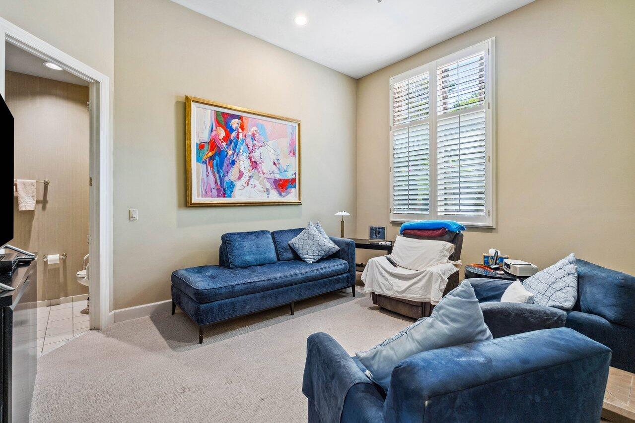 FRENCHMANS CREEK PAR E-2 - Residential