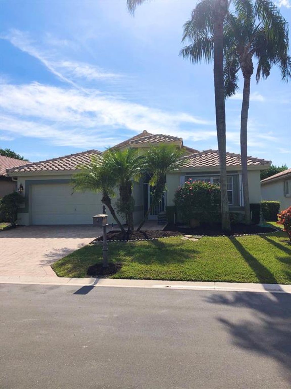 Photo of 6530 Maybrook Road, Boynton Beach, FL 33437 (MLS # R10685392)