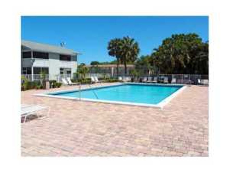 2/1 first floor condo.  Close to Turnpike, 95 and beaches.  Sale is subject to lenders approval, all commission will be split 50/50.