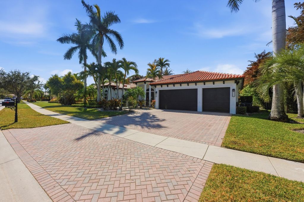 Photo of 9990 SE Osprey Pointe Drive, Hobe Sound, FL 33455 (MLS # R11163190)