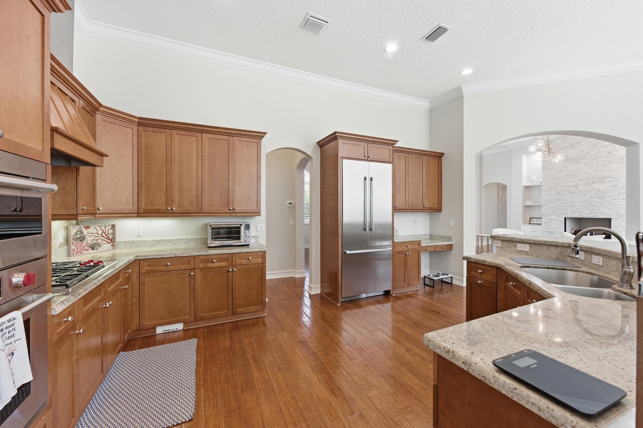 OSPREY COVE YACHT CLUB - Residential