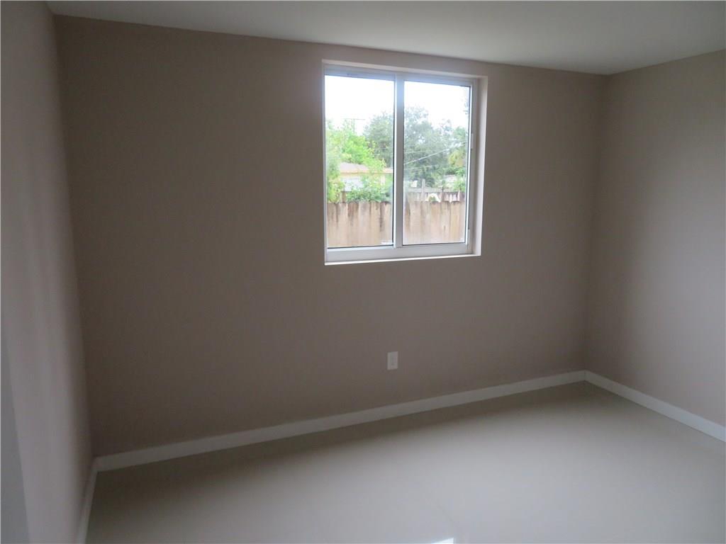 North Hollywood 4-1 B - Residential Lease