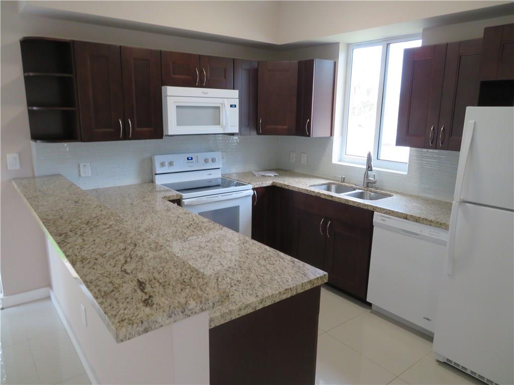 North Hollywood 4-1 B - Residential Lease