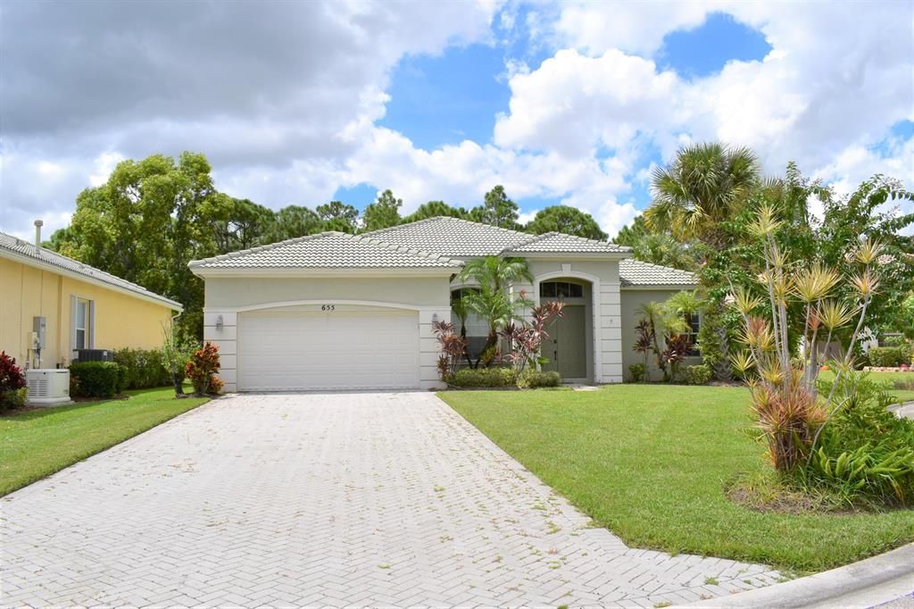 Photo of 655 SW Little Talbot Court, Port Saint Lucie, FL 34986 (MLS # R10745973)