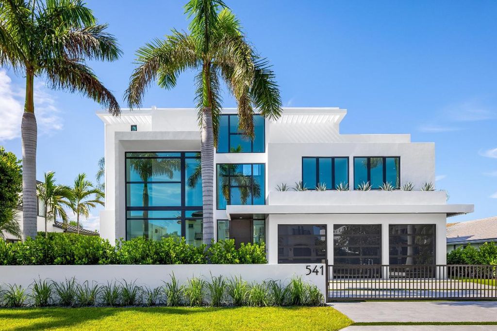 Photo of 541 Golden Harbour Drive, Boca Raton, FL 33432 (MLS # R11112908)