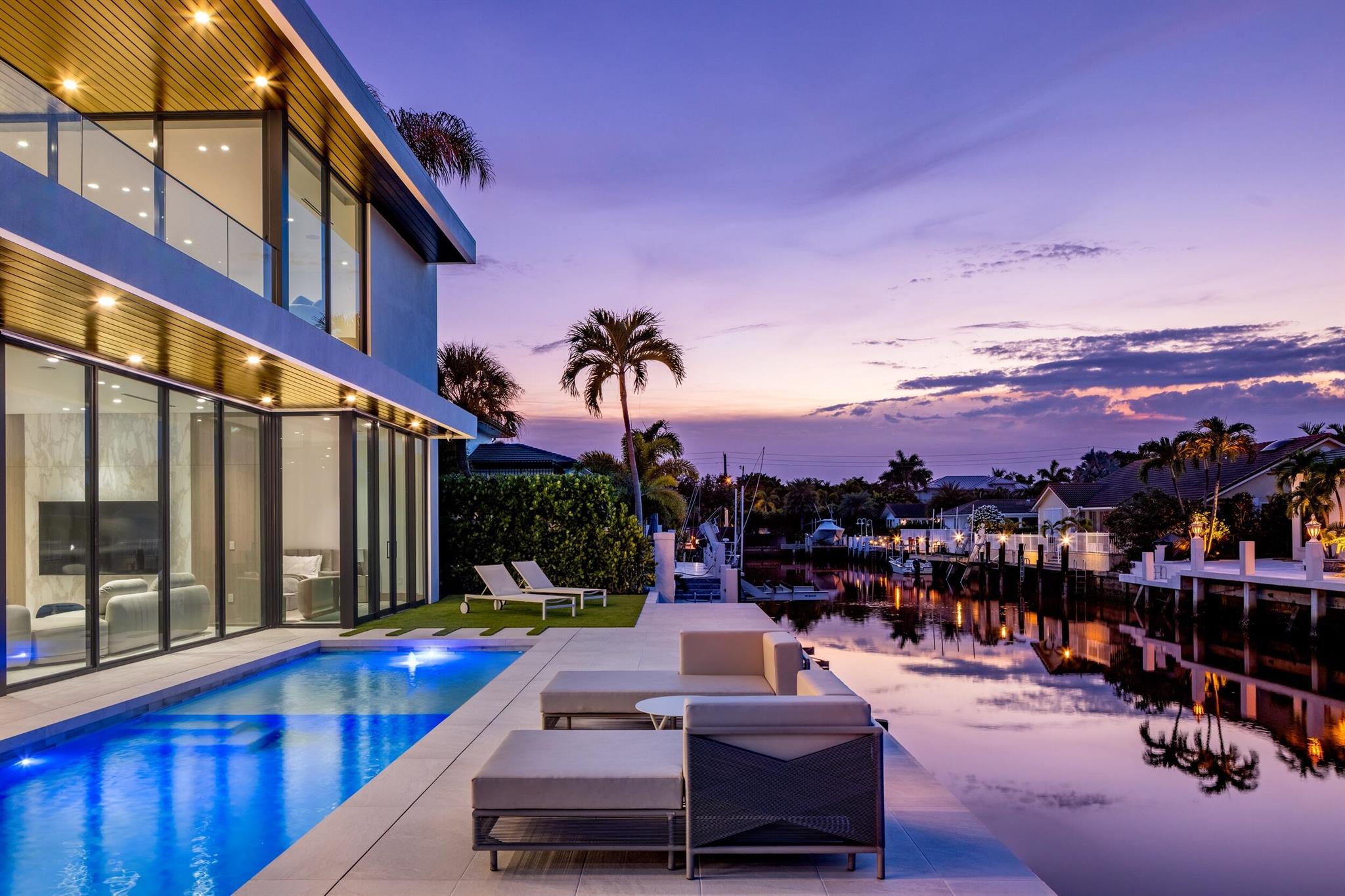541 Golden Harbour Drive
