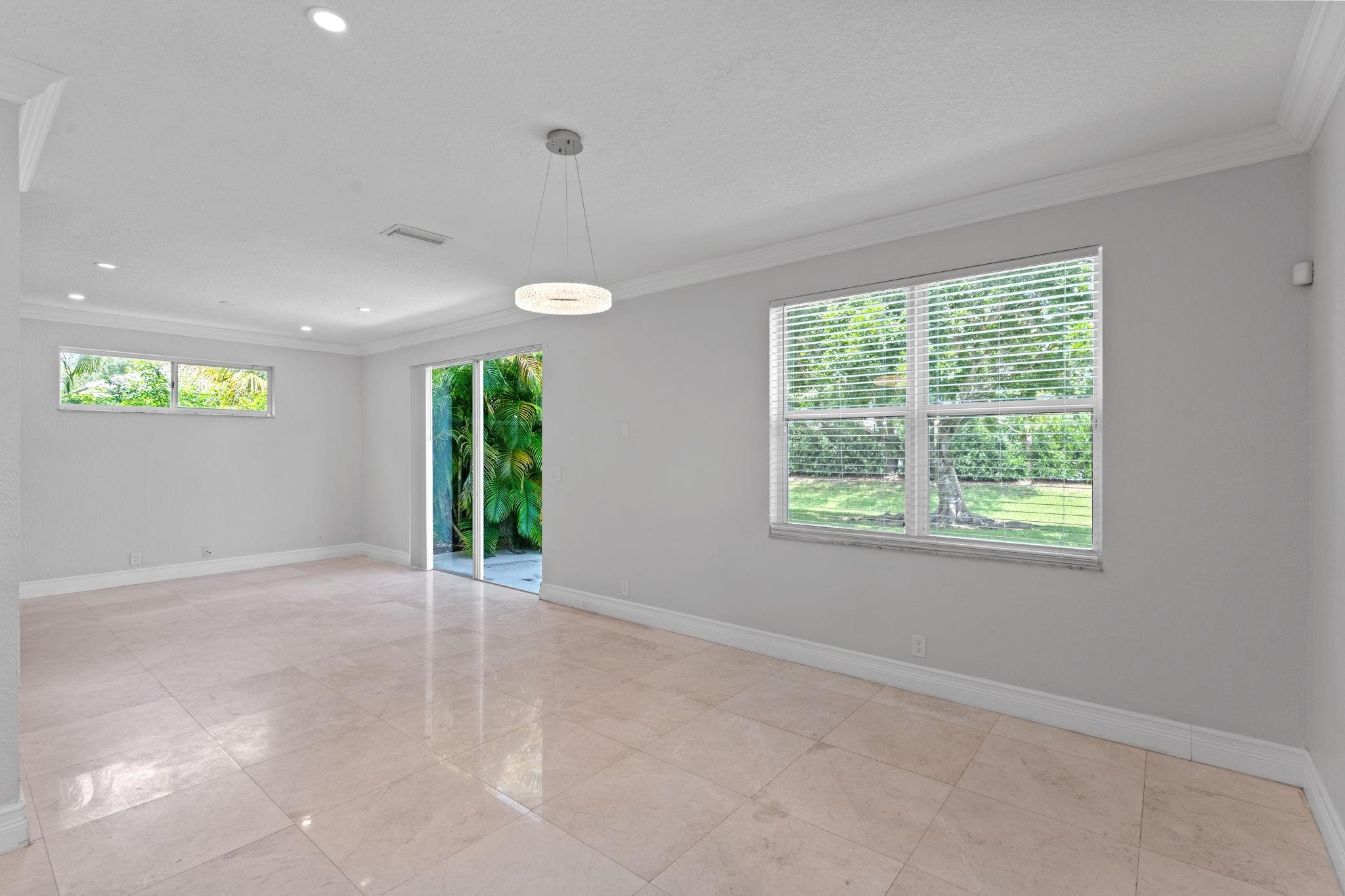 Parkside Estates 170-35 B - Residential Lease