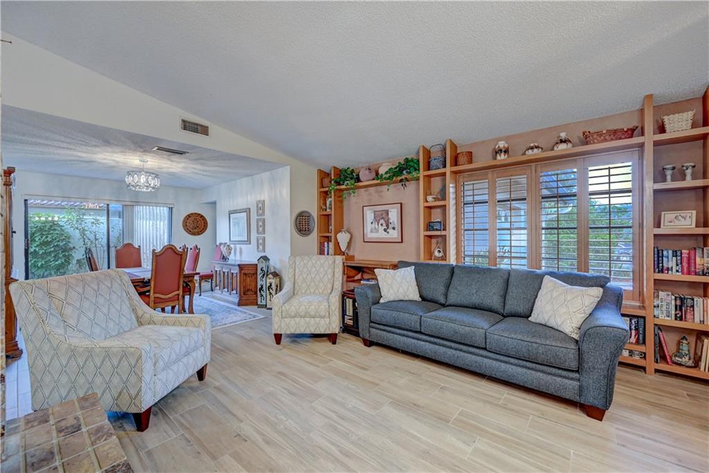 Forest Glen 91-21 B - Residential