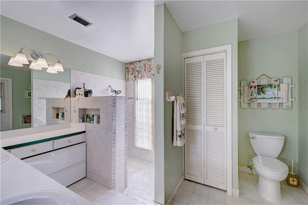 Forest Glen 91-21 B - Residential