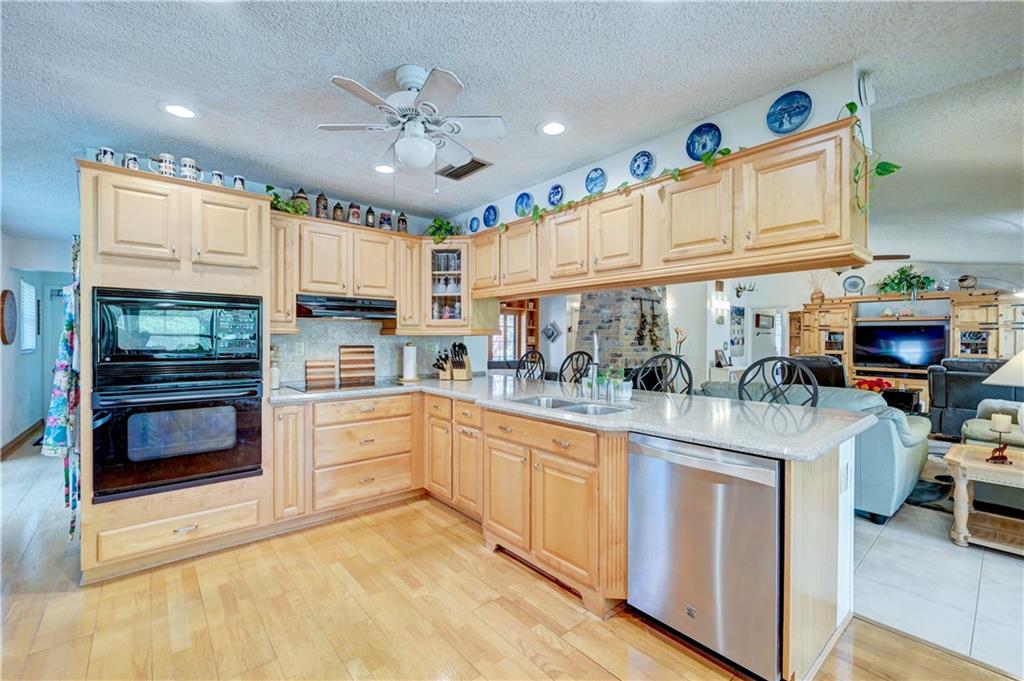 Forest Glen 91-21 B - Residential