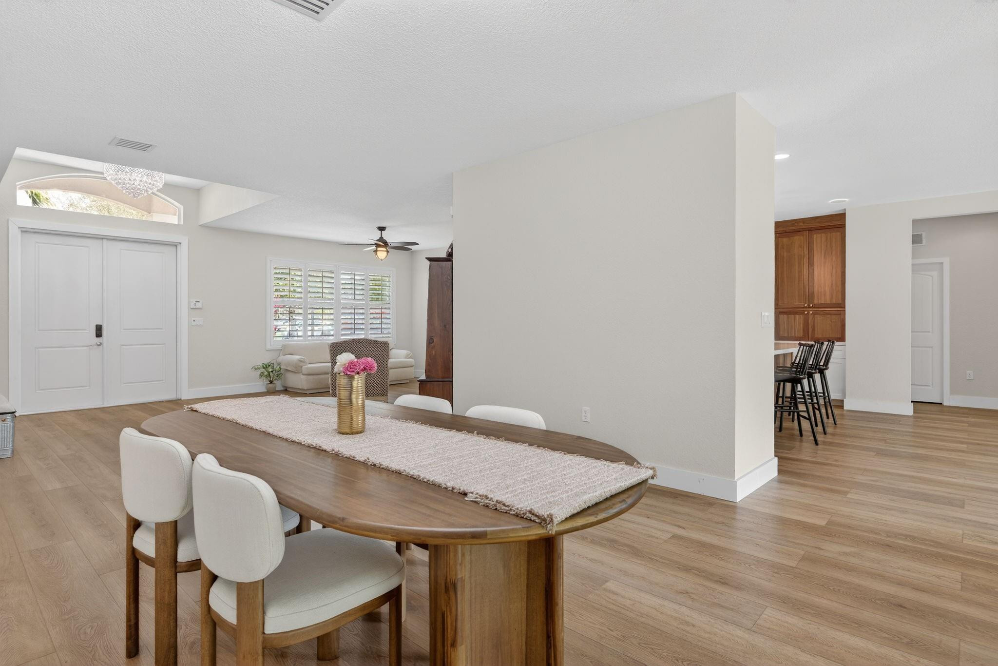 REDLAND REEF - Residential