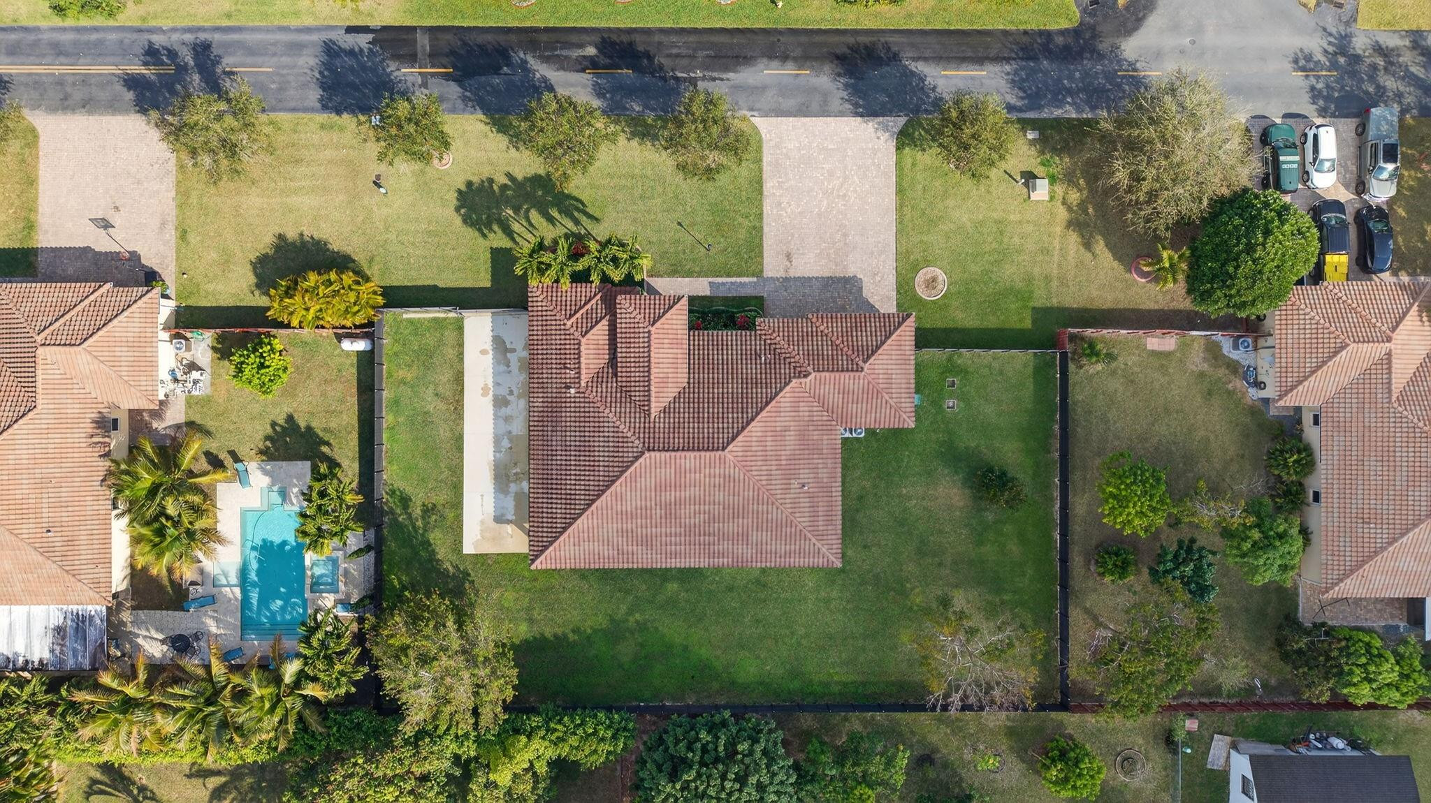 REDLAND REEF - Residential