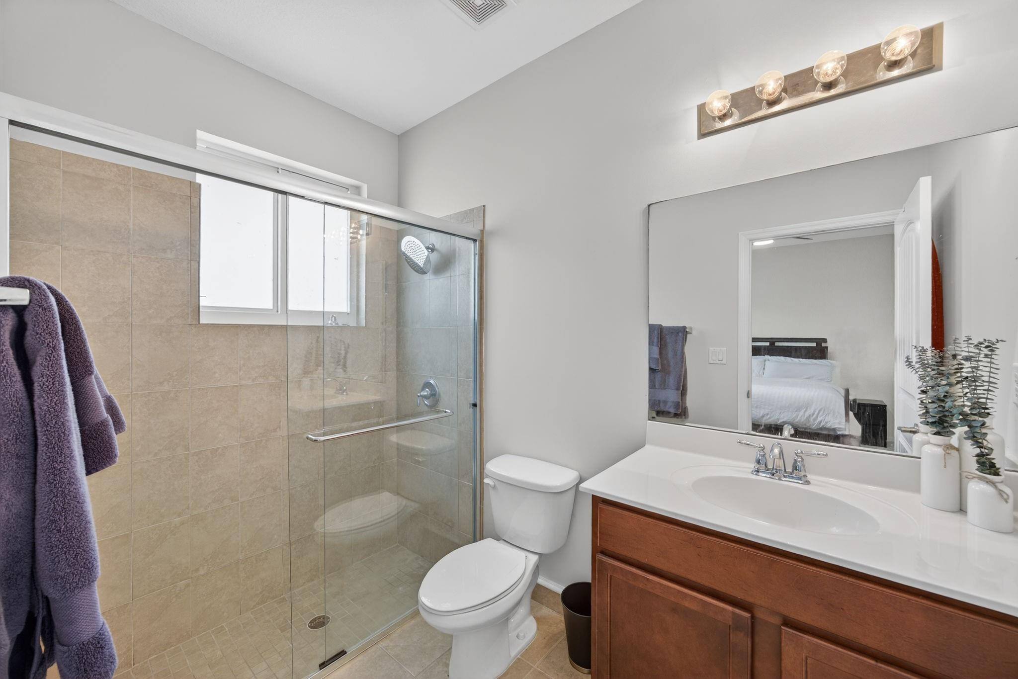 REDLAND REEF - Residential