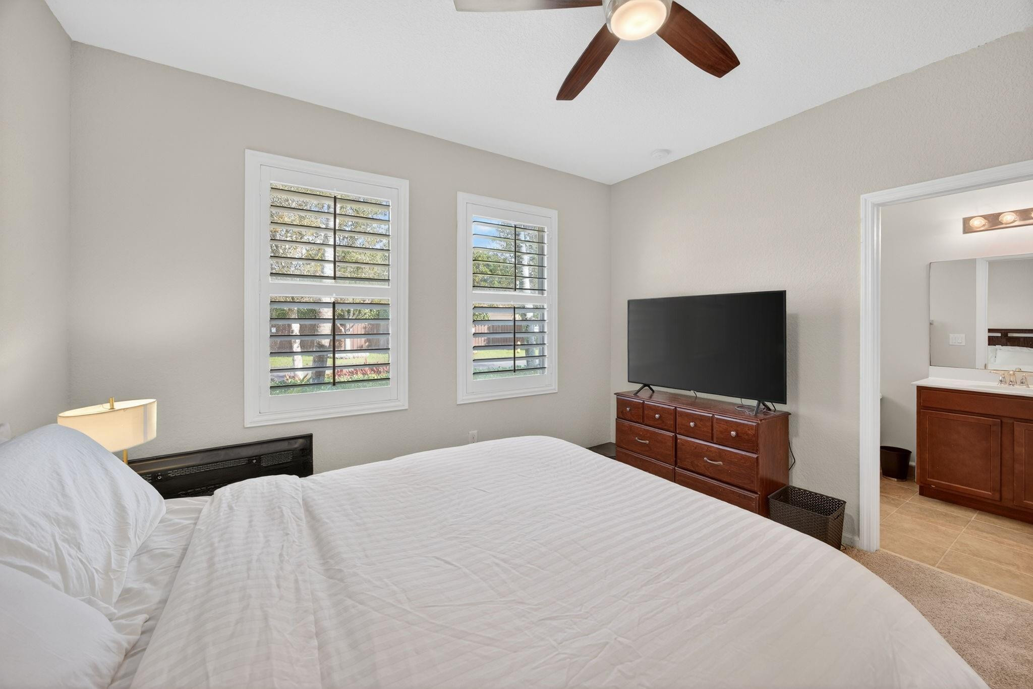 REDLAND REEF - Residential