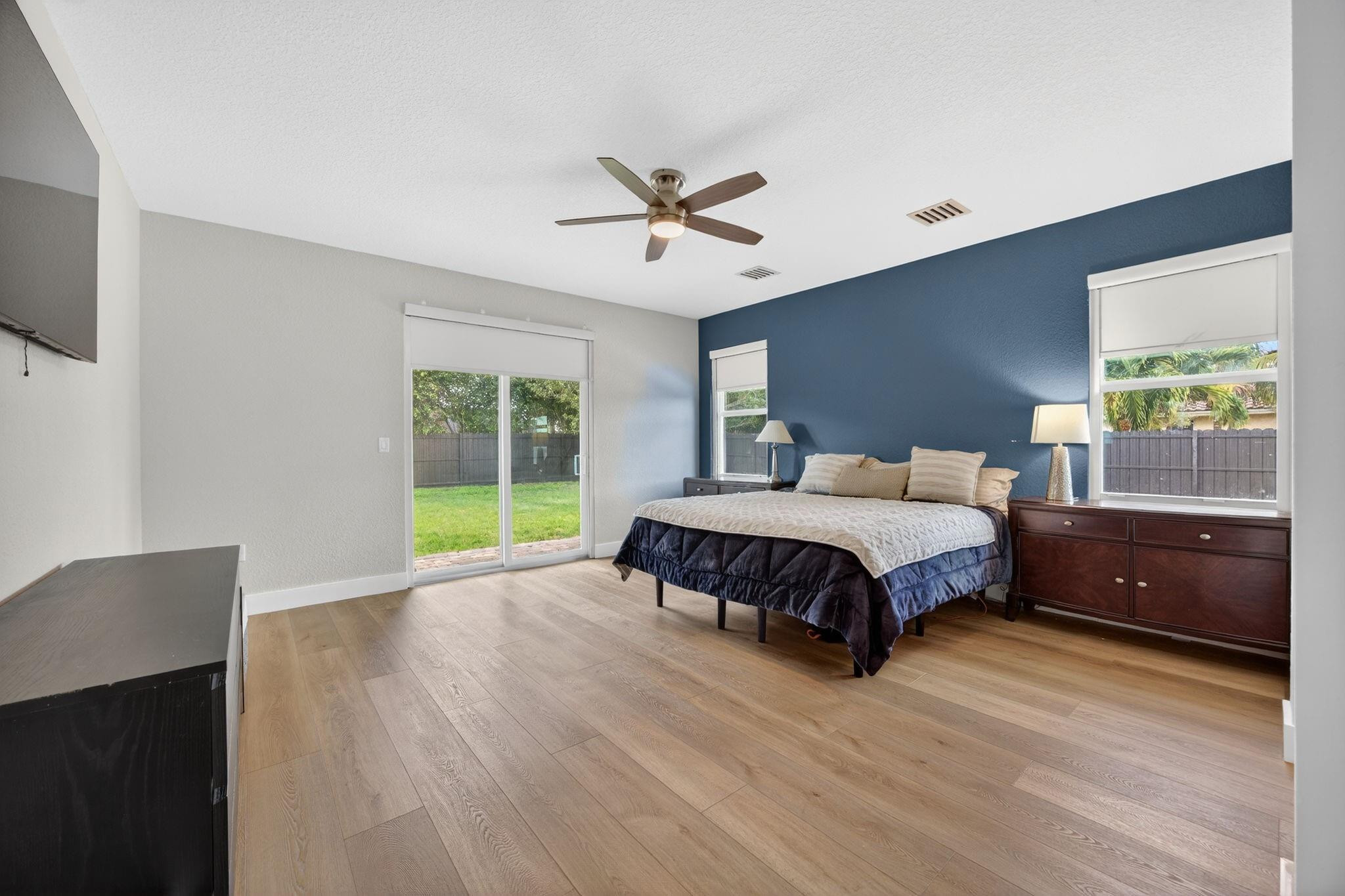 REDLAND REEF - Residential