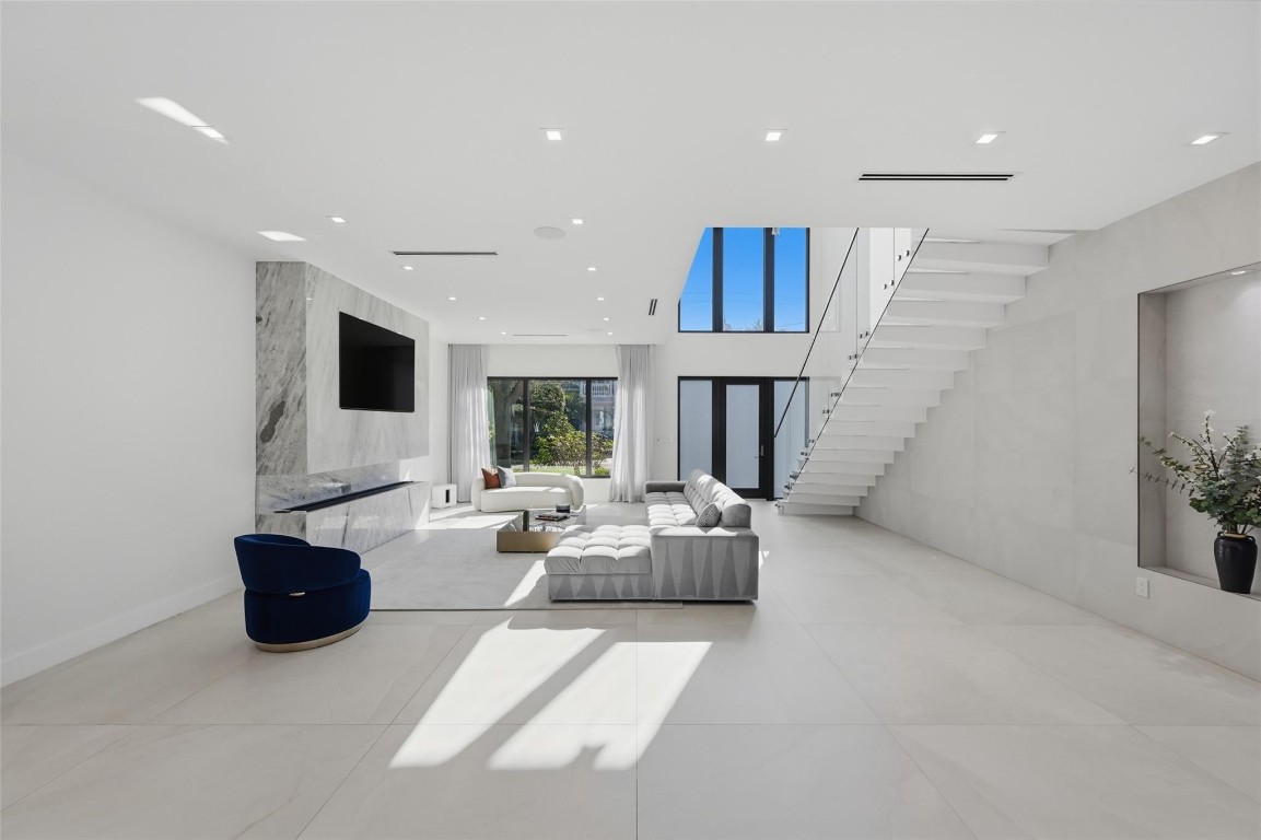 Lauderdale Harbors - Residential