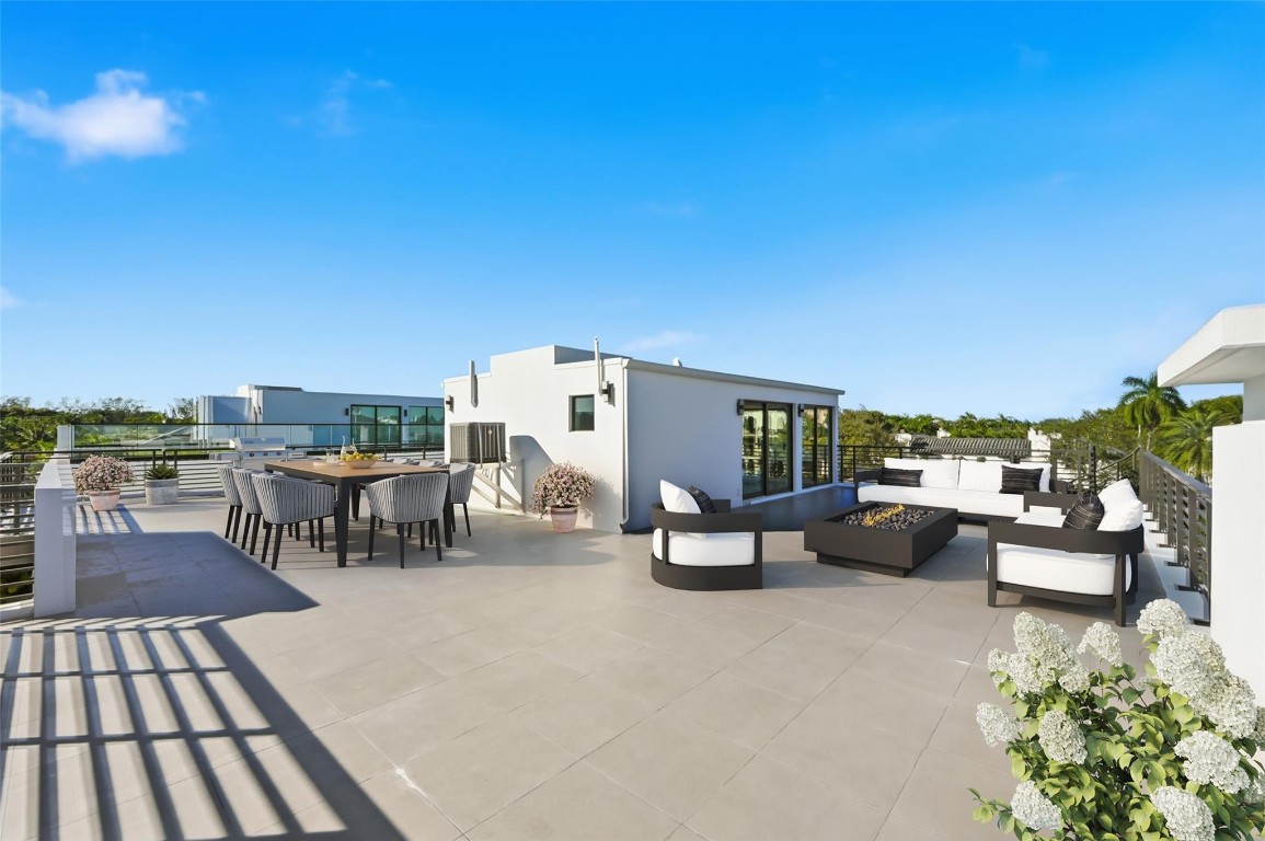 Lauderdale Harbors - Residential