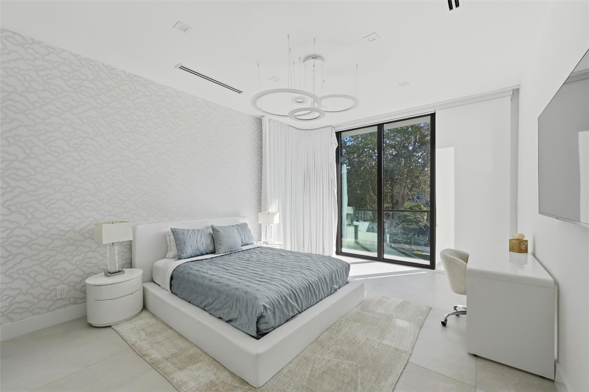 Lauderdale Harbors - Residential