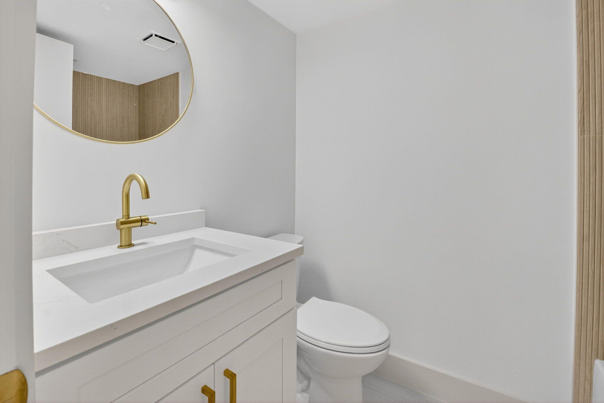 Evergreen Condo - Residential