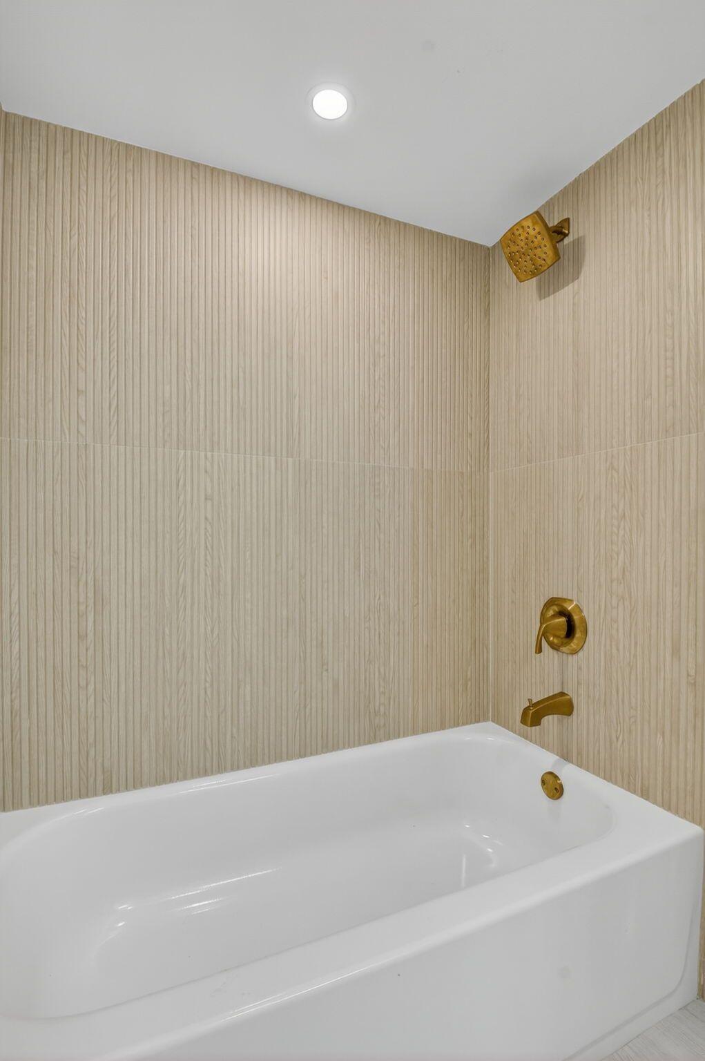 Evergreen Condo - Residential