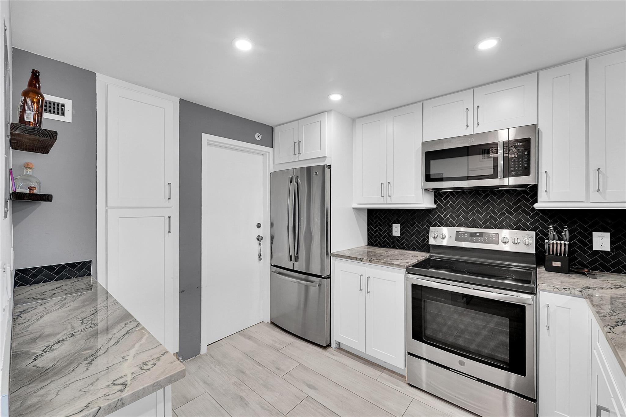 Leisure Towers Condo - Residential