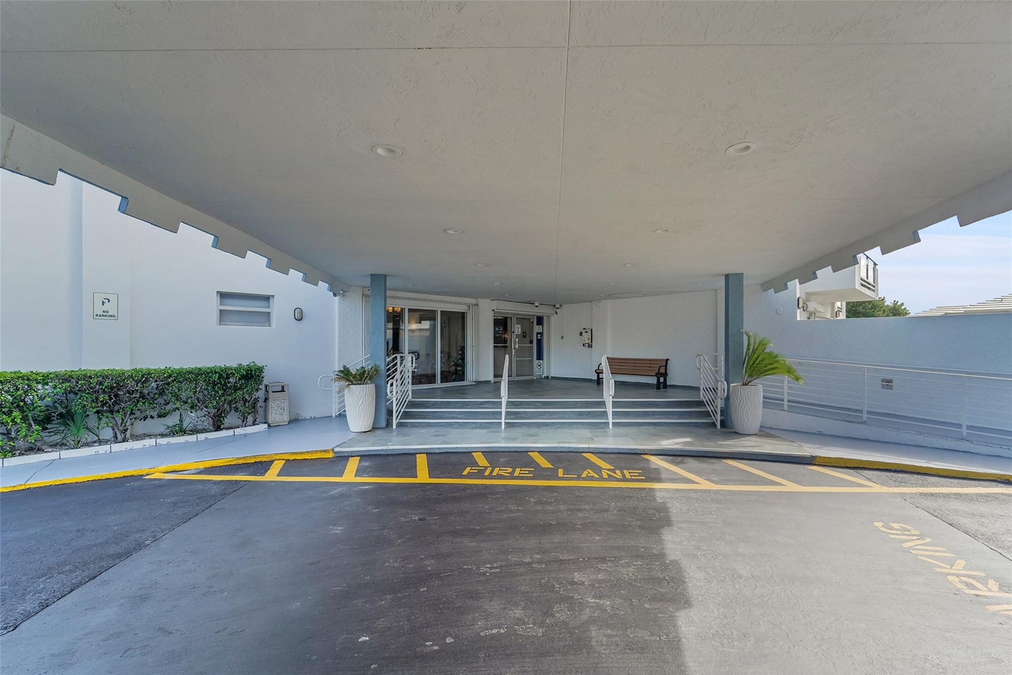 1500 S Ocean Blvd 1201