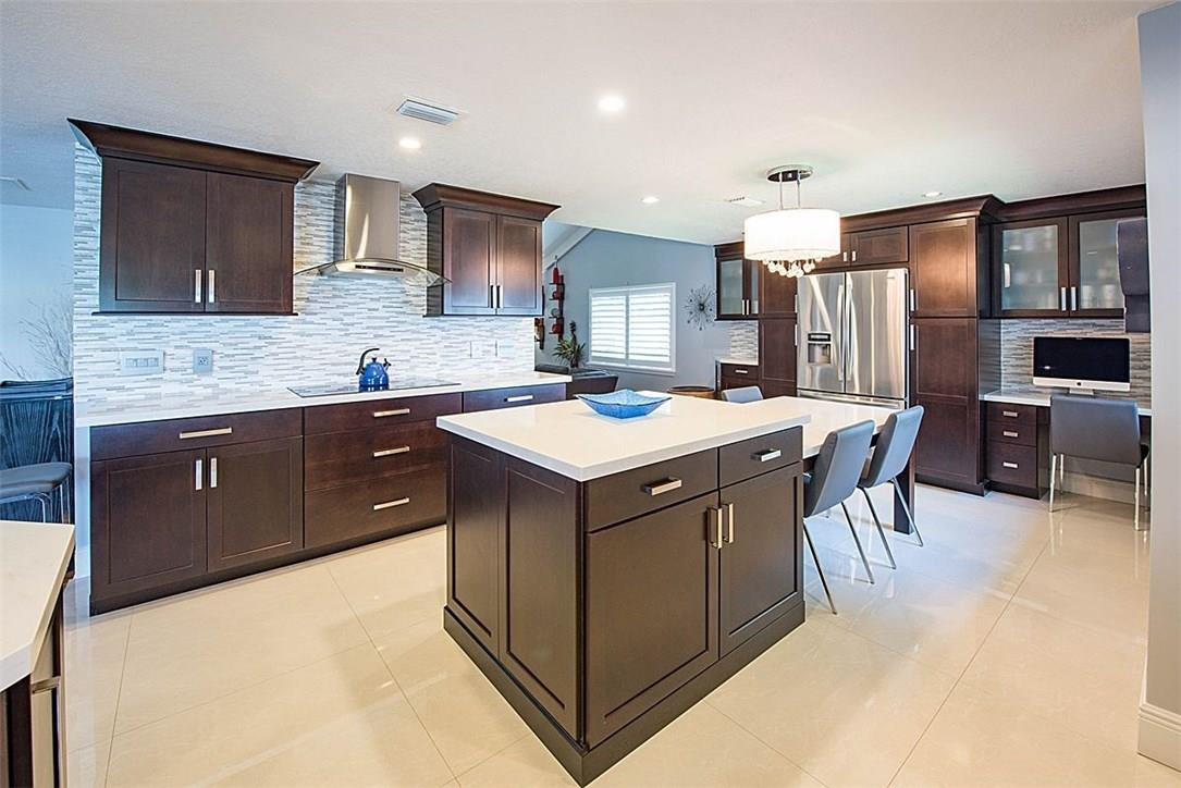 Rolling Hills Lake Estate - Residential
