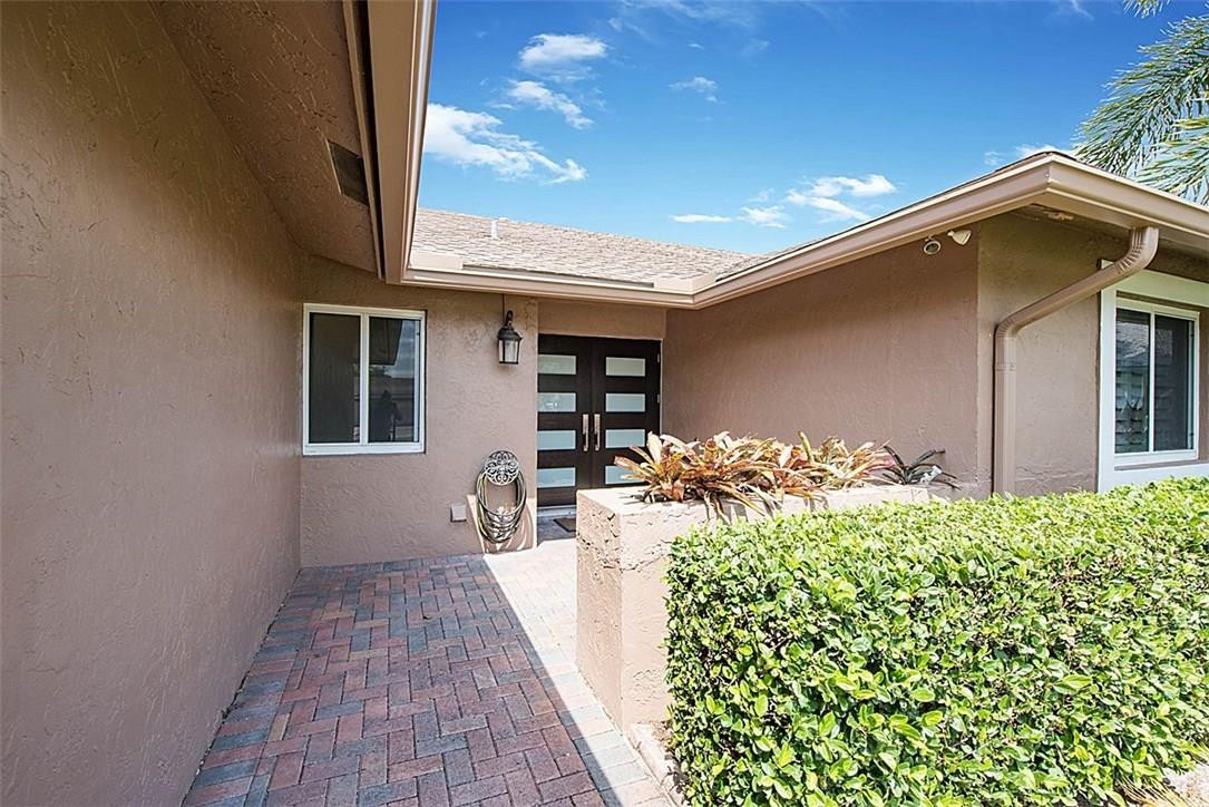 Rolling Hills Lake Estate - Residential
